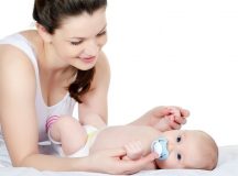 Chăm sóc bé sơ sinh từ 0-6 tháng