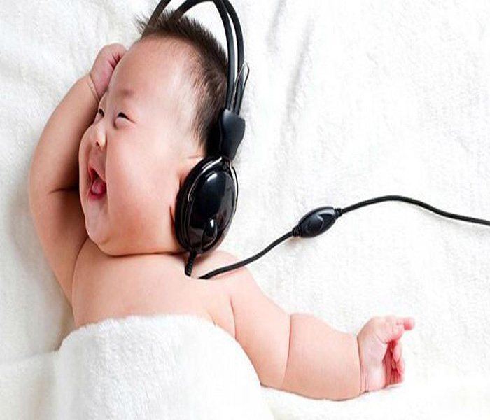 Âm nhạc giúp cải thiện cảm xúc, tình cảm của bé một cách dễ dàng nhất